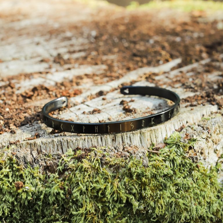 Bracelet jonc femme acier noir - Futhark - Runes Viking